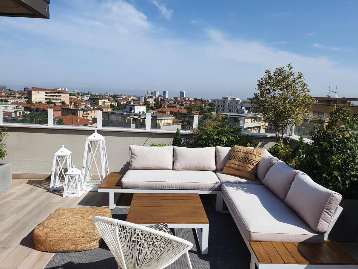 Апартаменты Penthouse F8 - Panoramic Terrace, View Two Towers Болонья Экстерьер фото